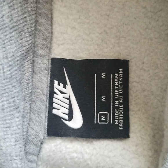Boys Nike hoodie - Picture 3 of 3